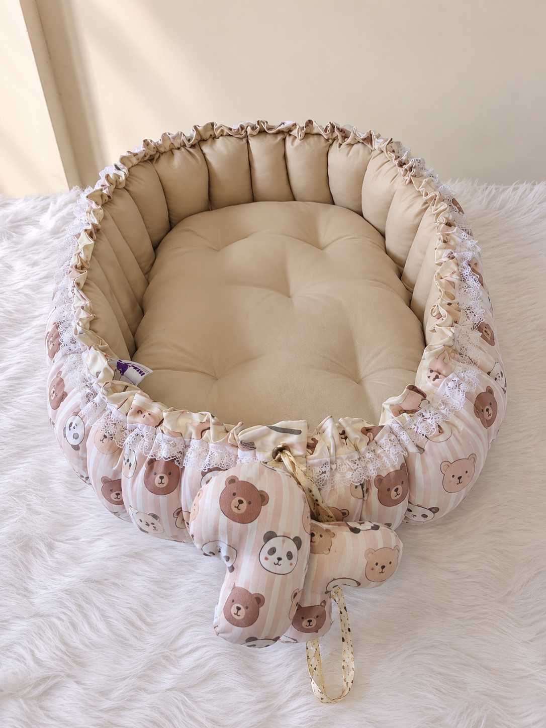 Banda Beige _ Oval Baby Nest
